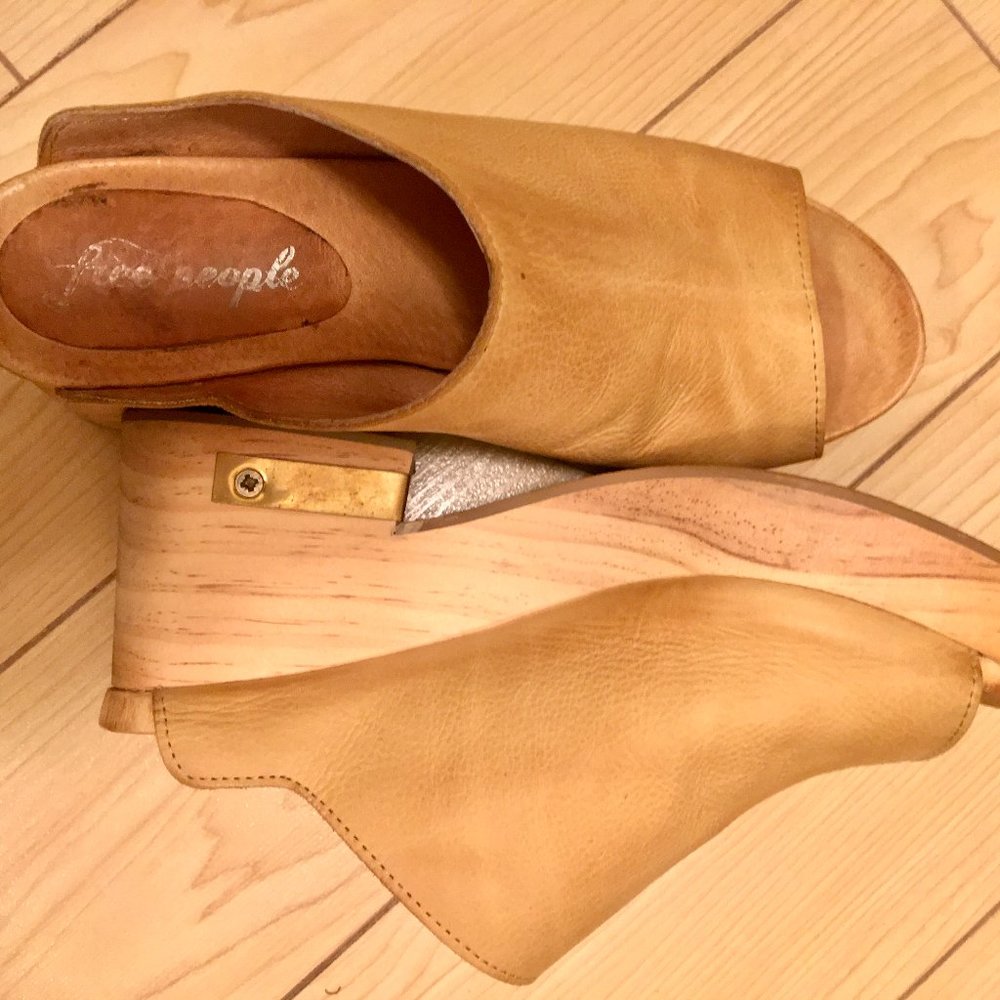 Free People Clog Mule 7 Camel Tan Leather Spain